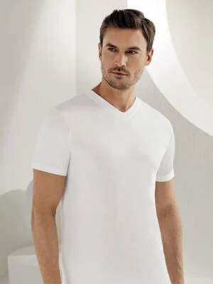 Erkek Penye V Yaka Fanila Yarım Kol Beyaz