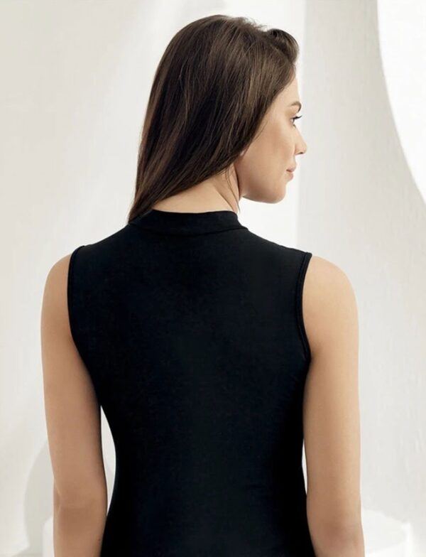 Kadın Yarım Balıkçı Yaka Sıfır Kol Body Ten