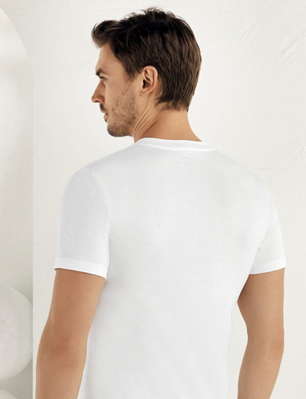 Erkek Penye Kapalı Yaka Fanila Siyah